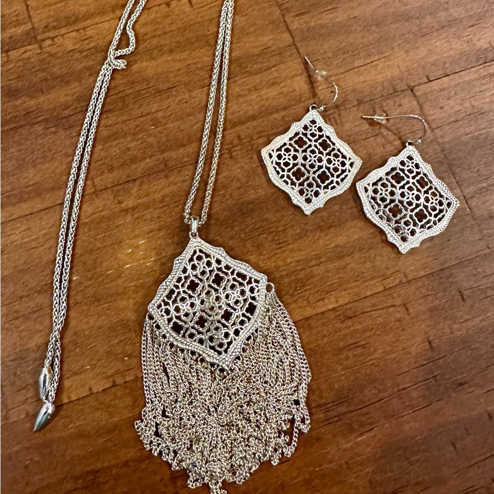 Kendra Scott Kirsten Filigree Mix Gold Earrings and Necklace